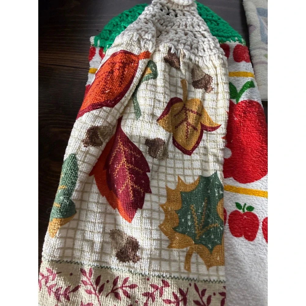 Vintage‎ Hanging Kitchen Towels Set of 4 Crochet Top Apple Autumn Floral USA